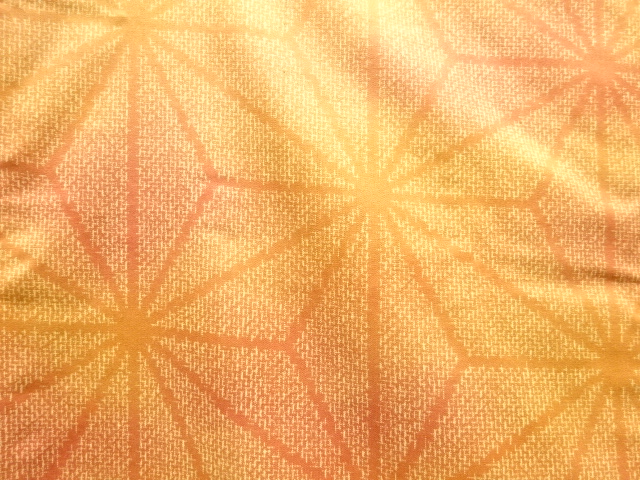  麻の葉模様小紋着物